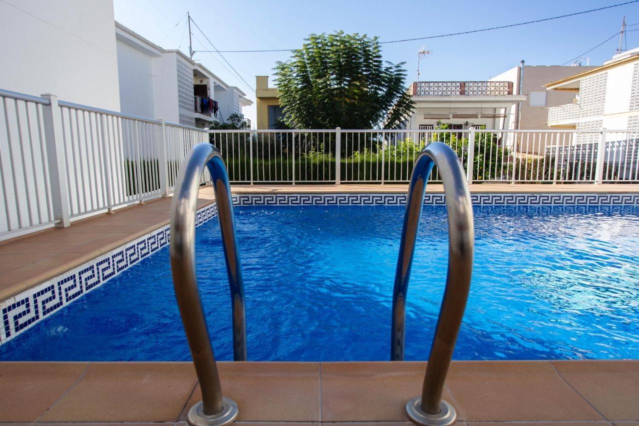 Apartamento A 50 Metros De La Playa, Luminoso Y Acogedor Oliva Exterior photo